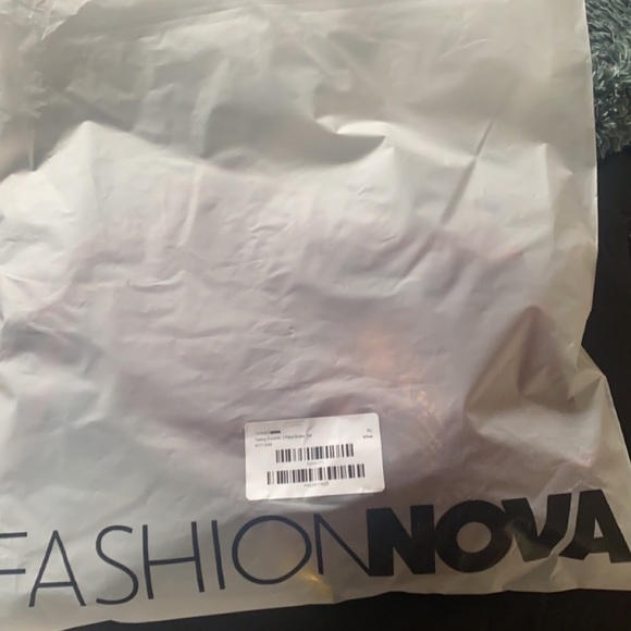 Fashion nova lingerie set ( New with tags) - Picture 5 of 5